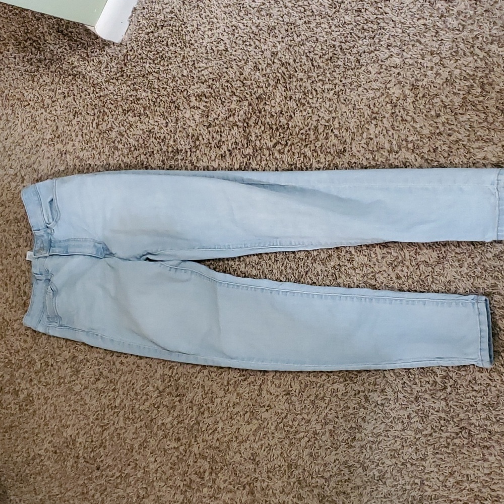 Forever 21 jeans size 27